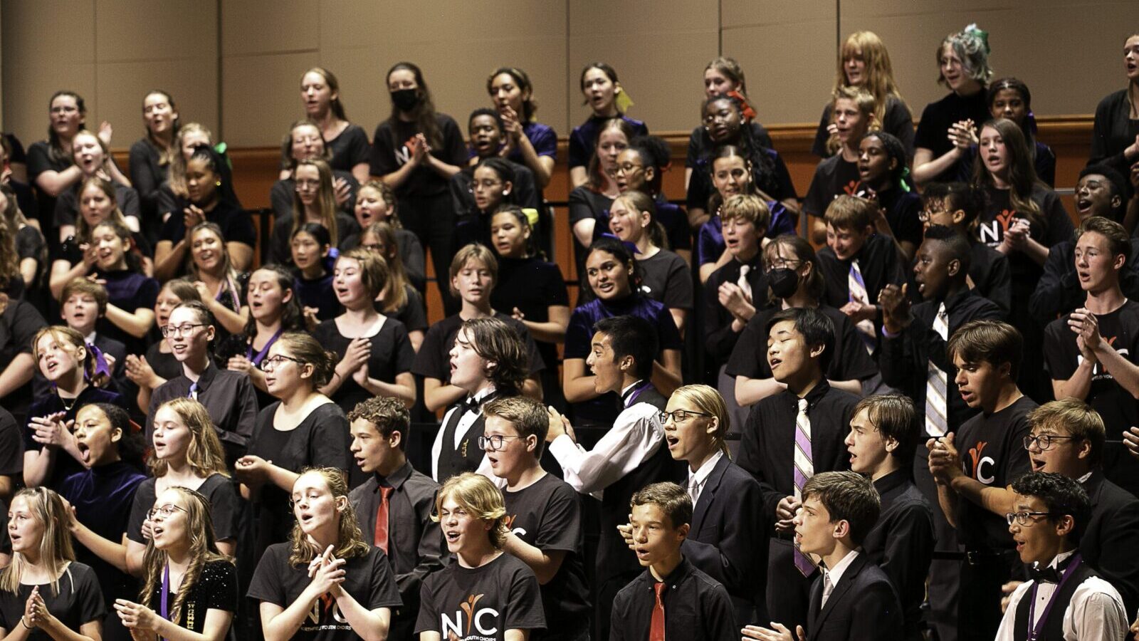 Picture of a choir singing